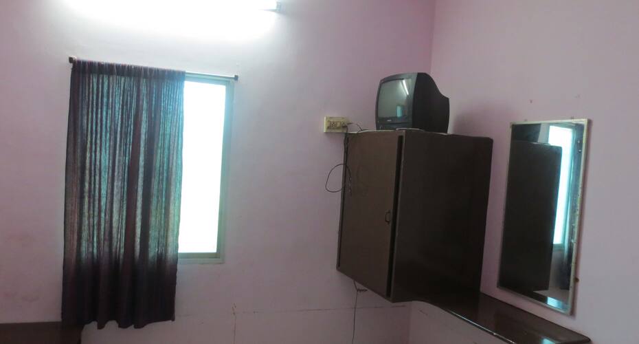 Murali Krishna Lodge, Kadapa 4